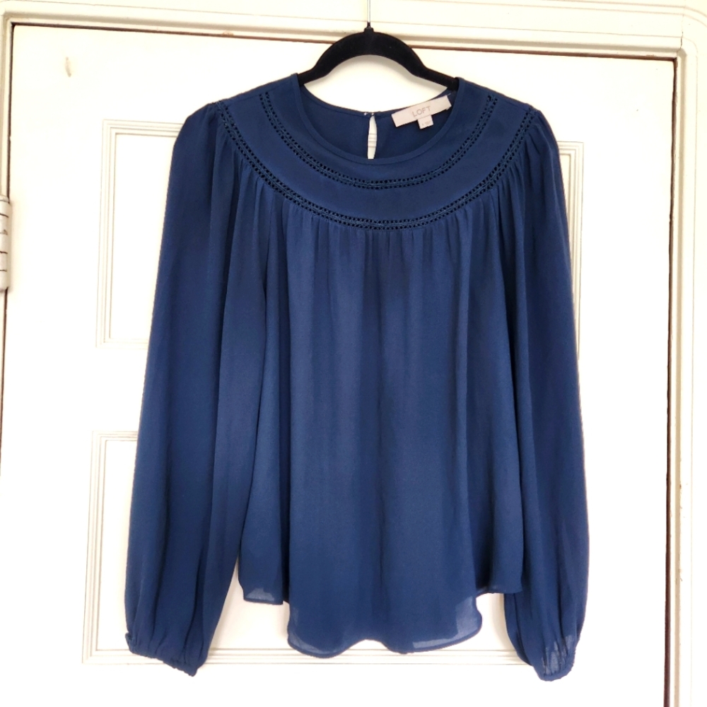 Loft Size Small Flowy Top